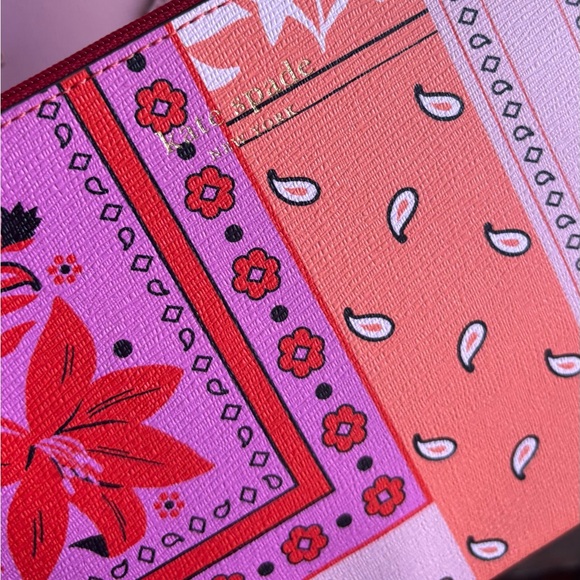 Authentic KATE SPADE Saffiano leather bandana print with wristlet tote bag - Picture 10 of 16